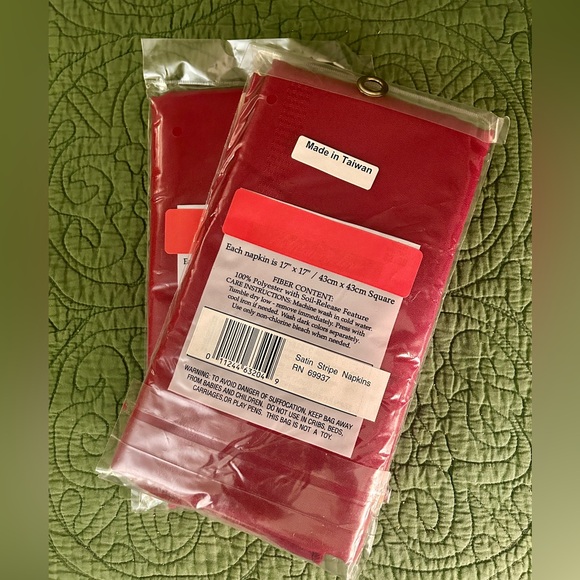 NWT Striped Satin Napkins (2 pack bundle) - Picture 2 of 2